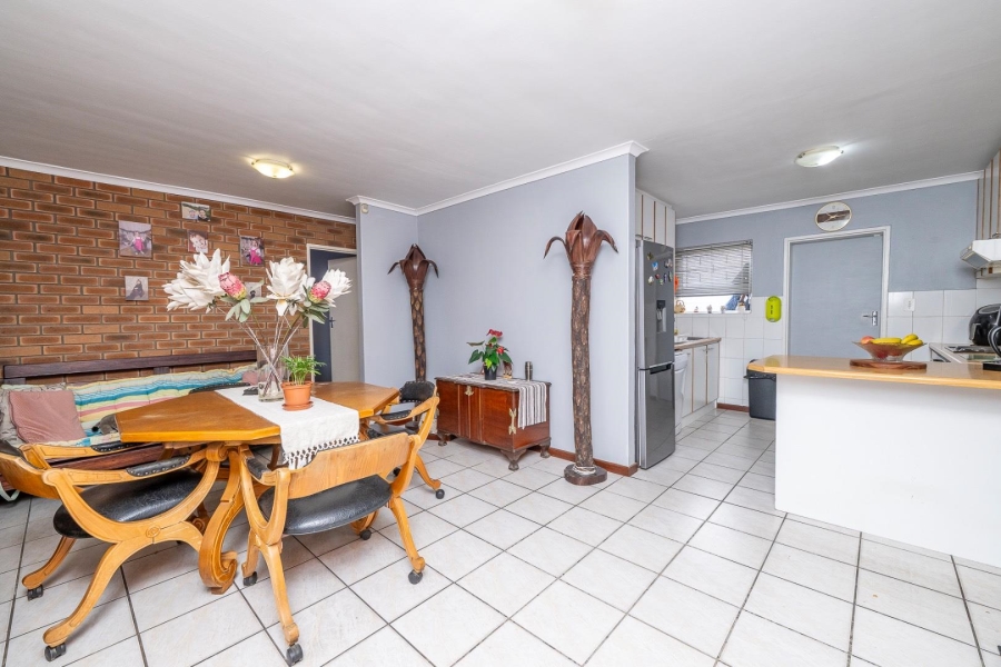 2 Bedroom Property for Sale in Brackenfell South Western Cape